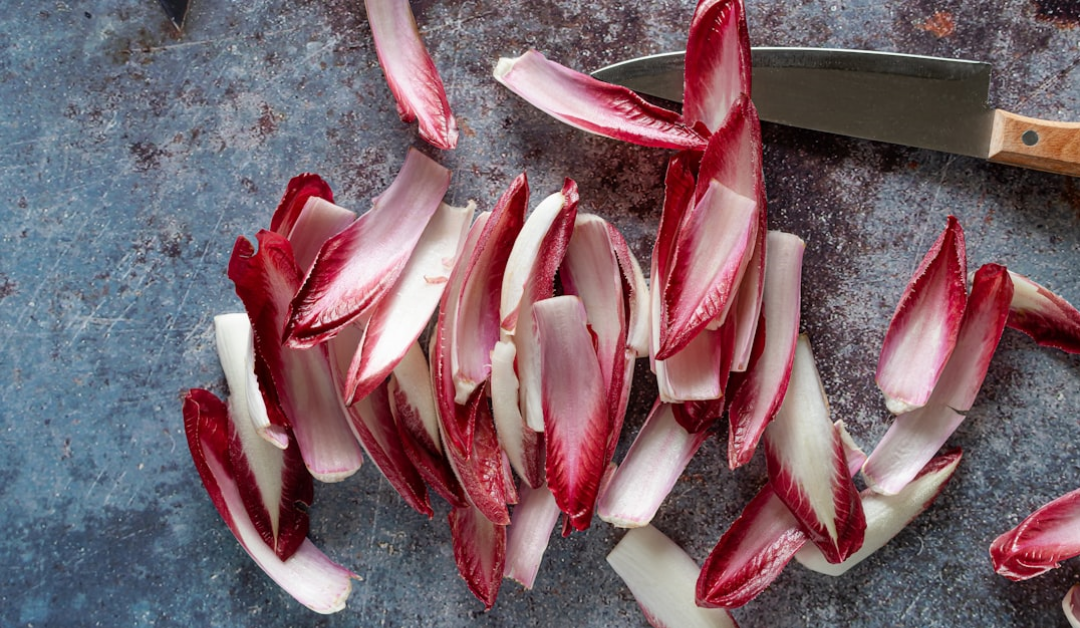 Harnessing the Health Benefits of Endive in Your Diabetic-Friendly Diet